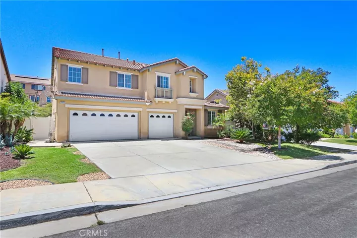 Property Photo:  26893 Sugarite Canyon Drive  CA 92555 