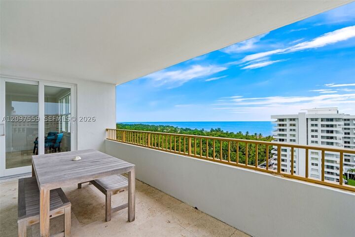 Property Photo:  155 Ocean Lane Dr 1215  FL 33149 