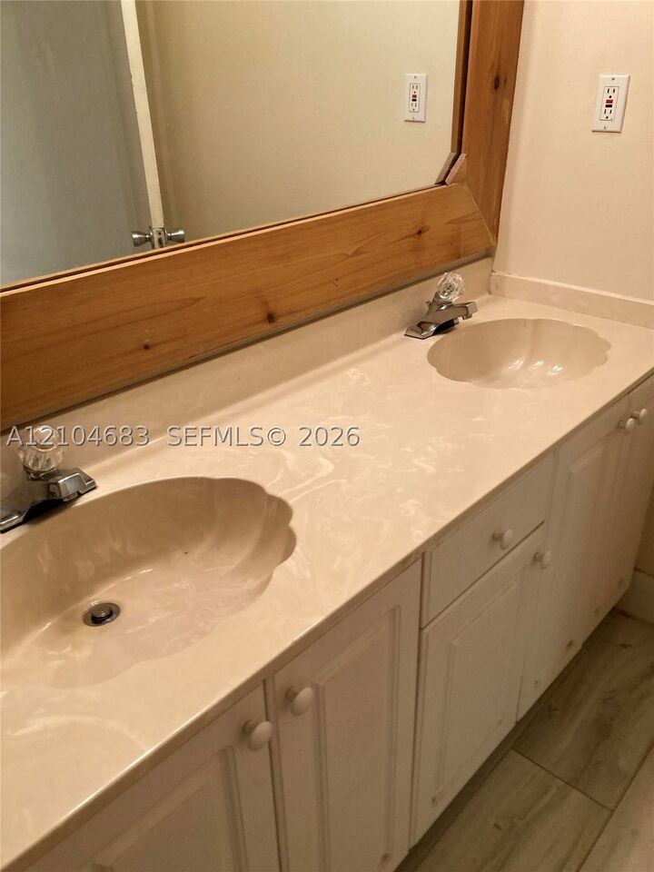 Property Photo: 7402 NW 94th Ave 0 FL 33321
