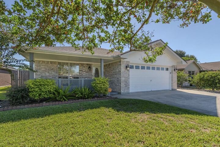 Property Photo:  2703 Saba Ln  TX 77651 