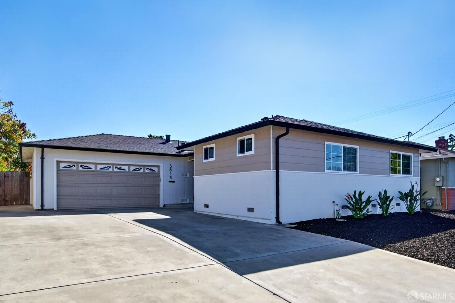 Property Photo: 3815 Santa Clara Way CA 94550