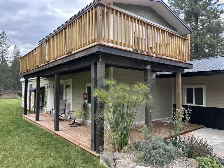 Property Photo: 242 Lodgepole Ln ID 83845