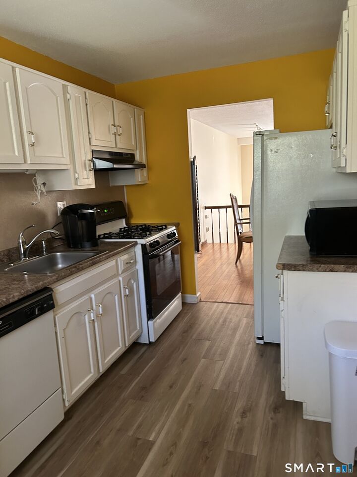 Property Photo:  235 Brittany Farms Road H  CT 06053 