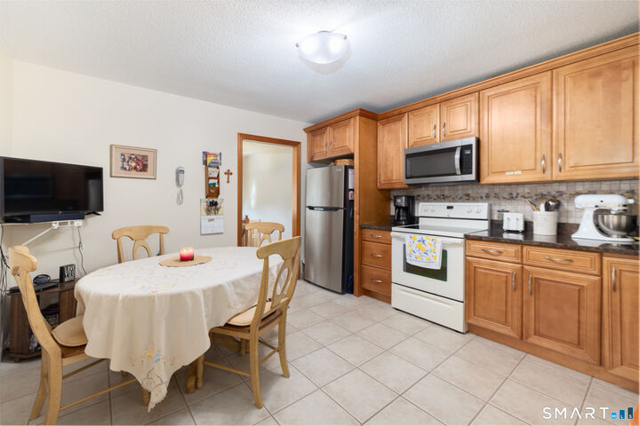 Property Photo:  138 Danielle Drive  CT 06704 