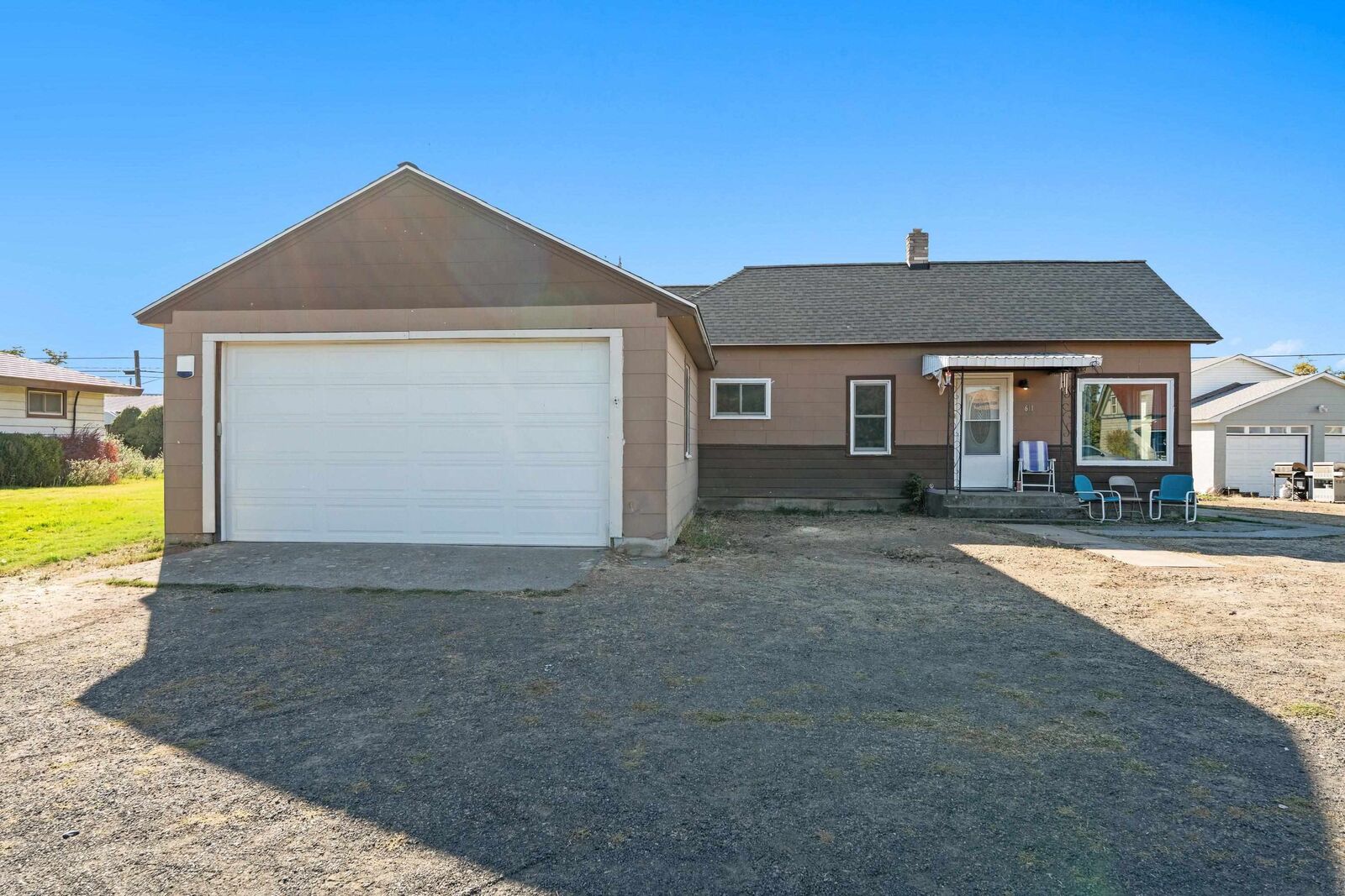 Property Photo:  611 W 4th St  WA 99032 