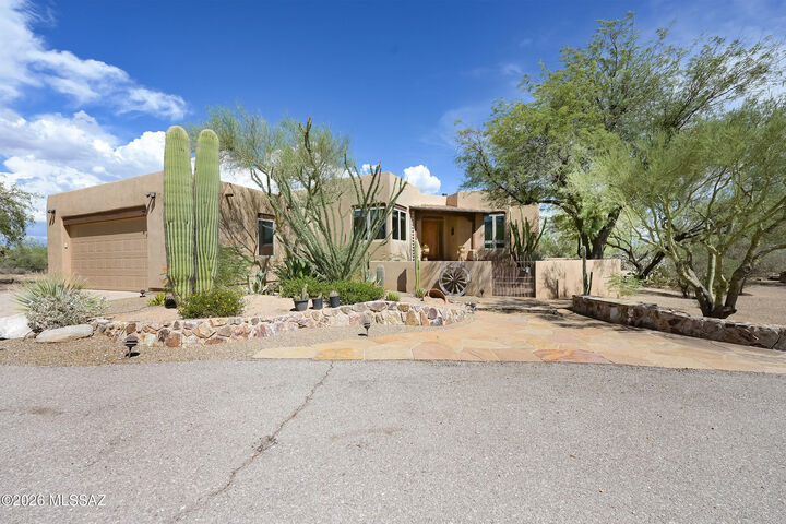 Property Photo:  13260 N Teal Blue Trail  AZ 85742 