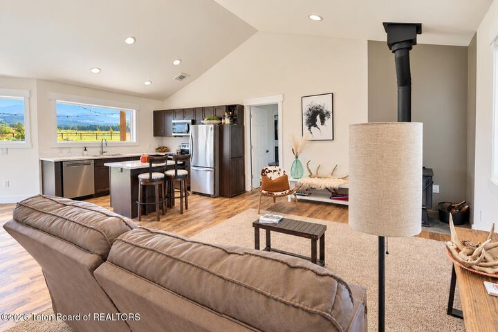 Property Photo:  1611 Harvest Lane  ID 83422 