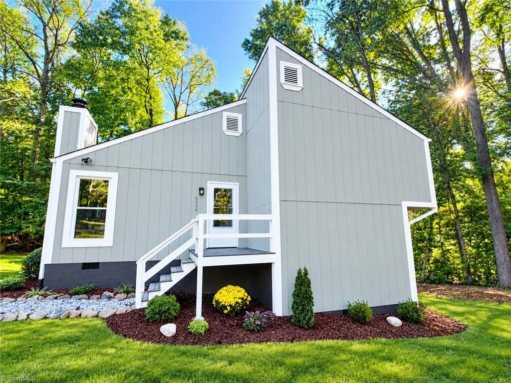 Property Photo:  6536 Creek Run Road  NC 27051 