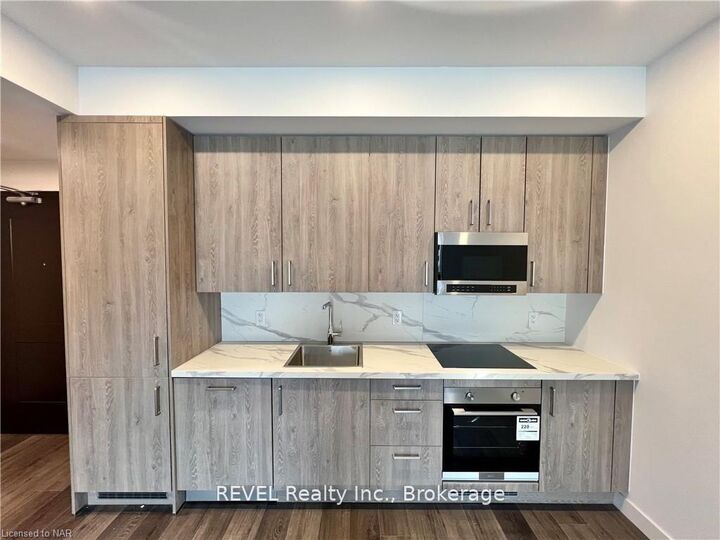 Property Photo:  7549 A Kalar Road 213  ON L2H 3W6 