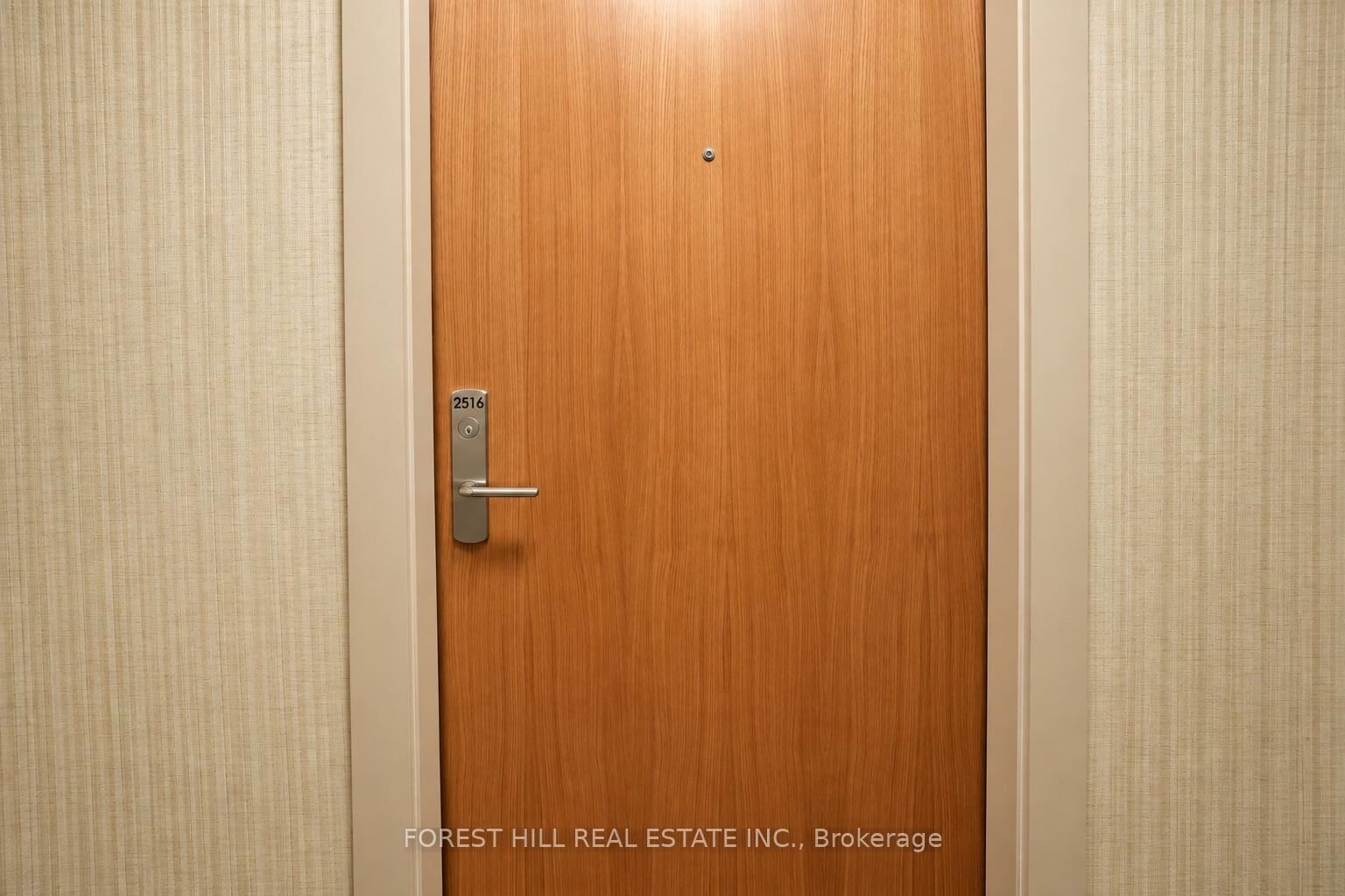 Property Photo:  8960 Jane Street 2516  ON L4K 0N9 