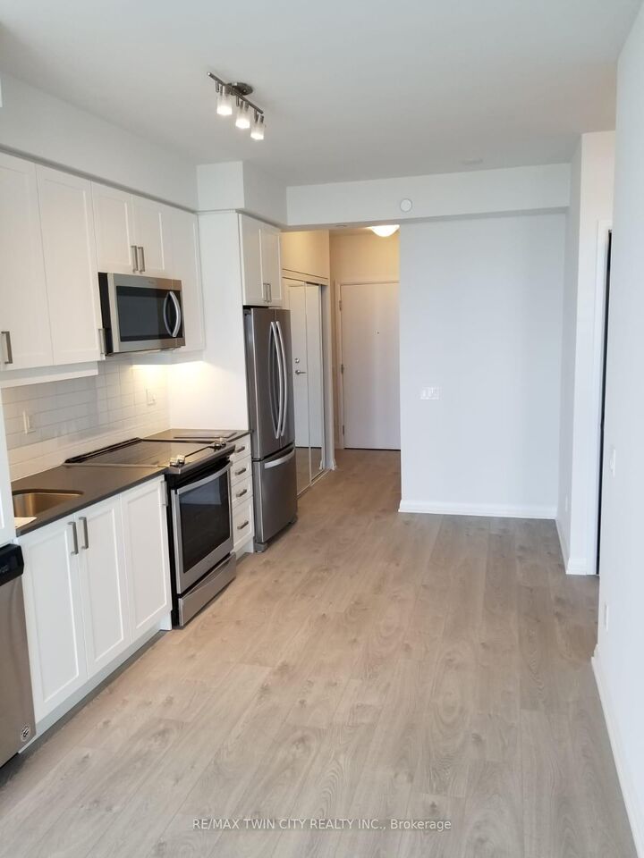 Property Photo: 7895 Jane Street 1601 ON L4K 2M7