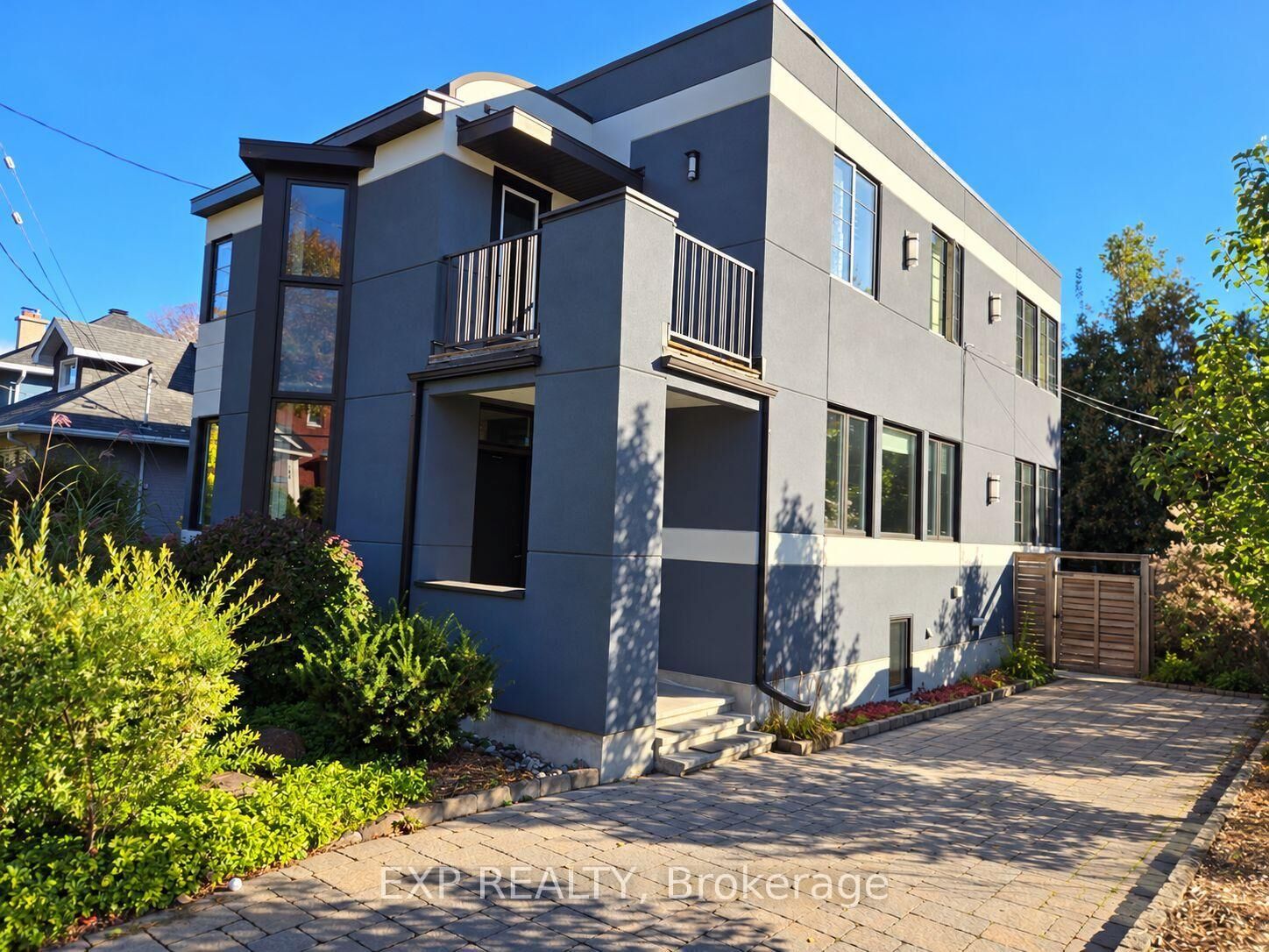 Property Photo: 179 Springfield Road ON K1M 1C3