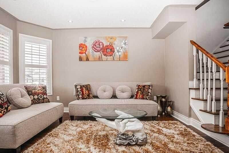 Property Photo: 50 Sweetwood Circle W ON L7A 2X7