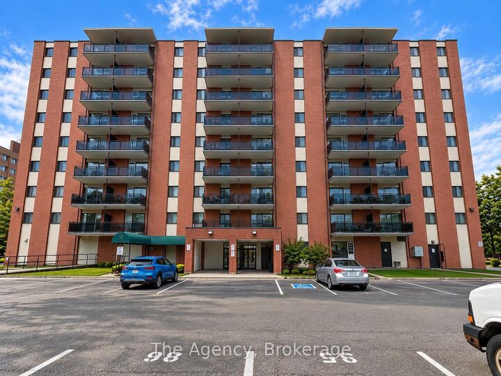 Property Photo:  45 Paisley Boulevard W 102  ON L5B 1E4 