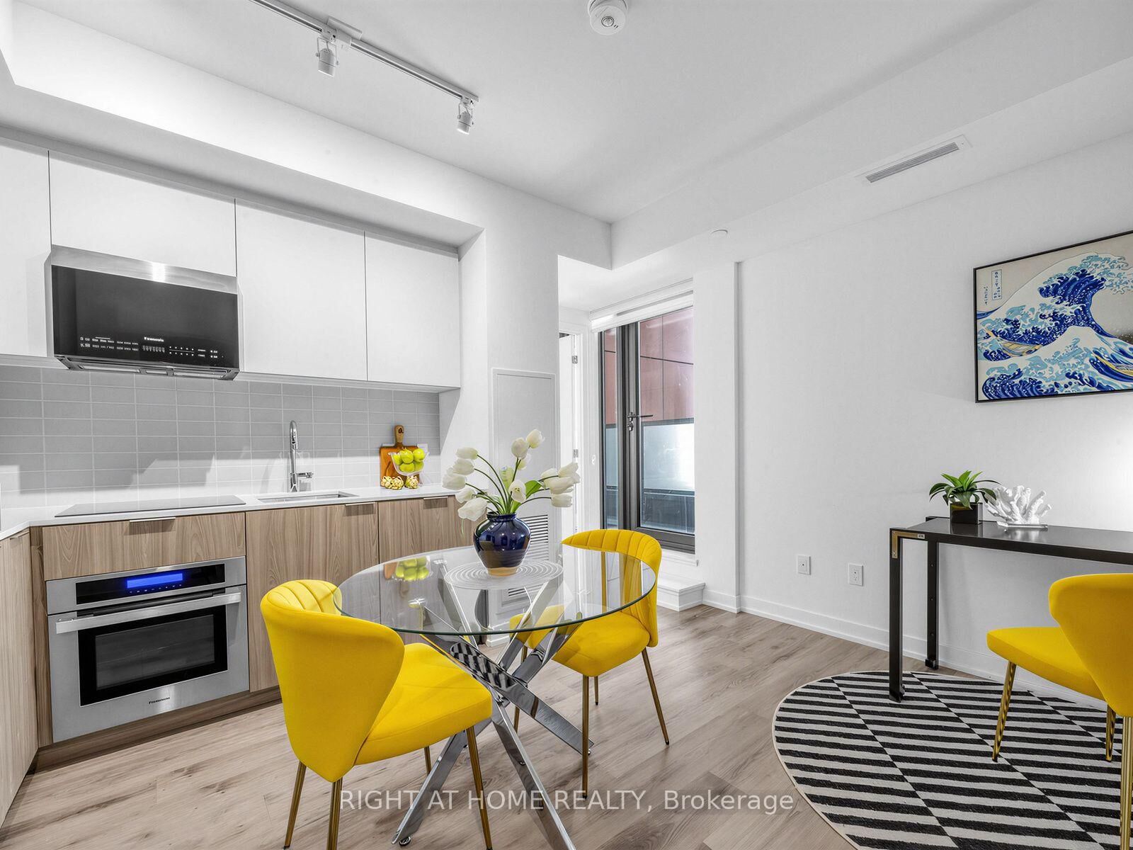 Property Photo:  28 Eastern Avenue 723  ON M5A 0Y2 