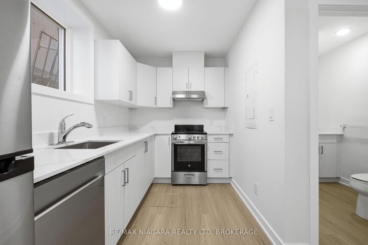 Property Photo:  140 Church Street B04  ON L2R 3E4 
