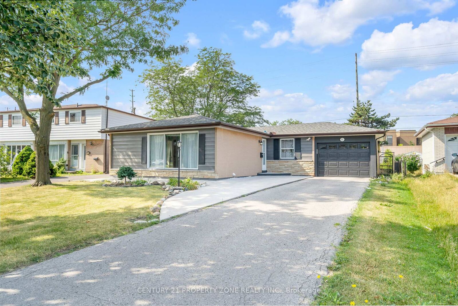 Property Photo:  55 Brentwood Drive  ON L6T 1R1 