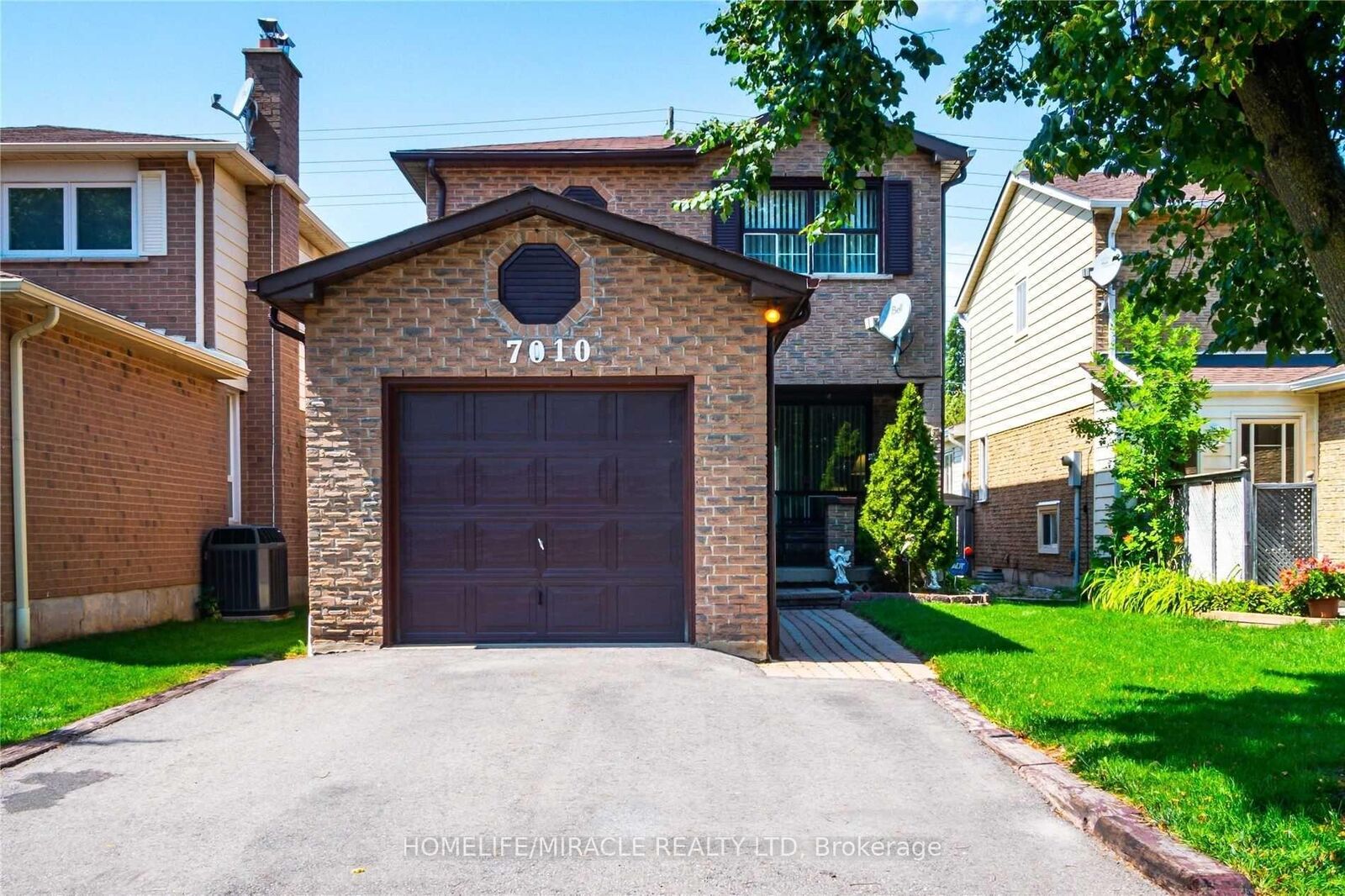 Property Photo:  7010 Cordingley Crescent Bsmt  ON L5N 4Z5 