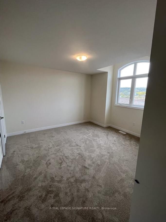 Property Photo:  175 Sonoma Lane  ON L8E 0J9 