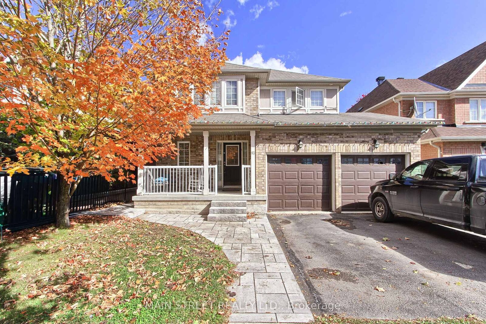 Property Photo:  83 Laurendale Avenue  ON L4P 4G3 