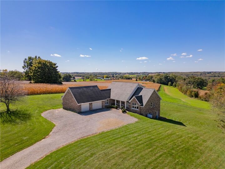 Property Photo:  160 S Benbrook Rd  PA 16001 