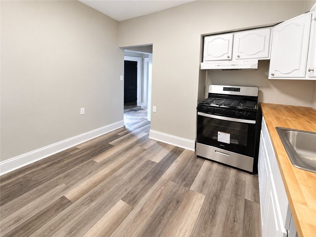 Property Photo:  1621 Westfield St. C  PA 15216 