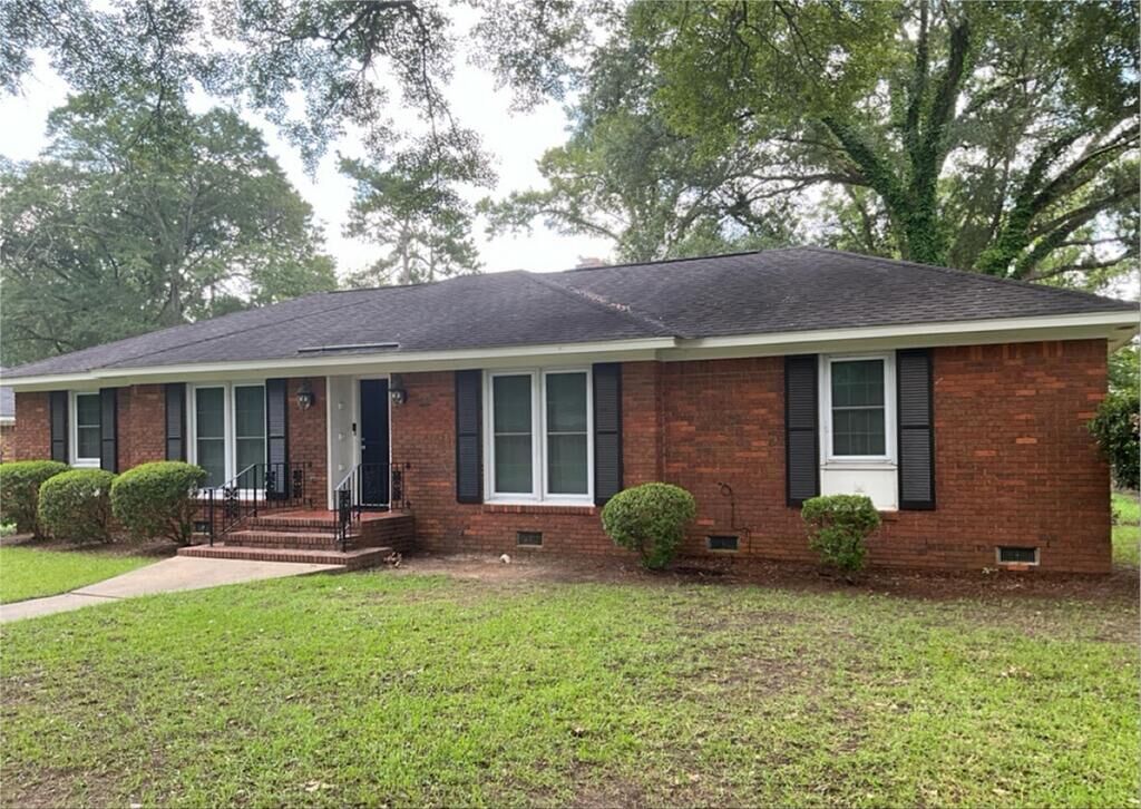 Property Photo: 2016 Gail Avenue GA 31707