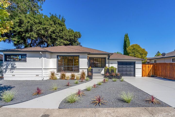 Property Photo: 2112 Berkeley Drive CA 95401