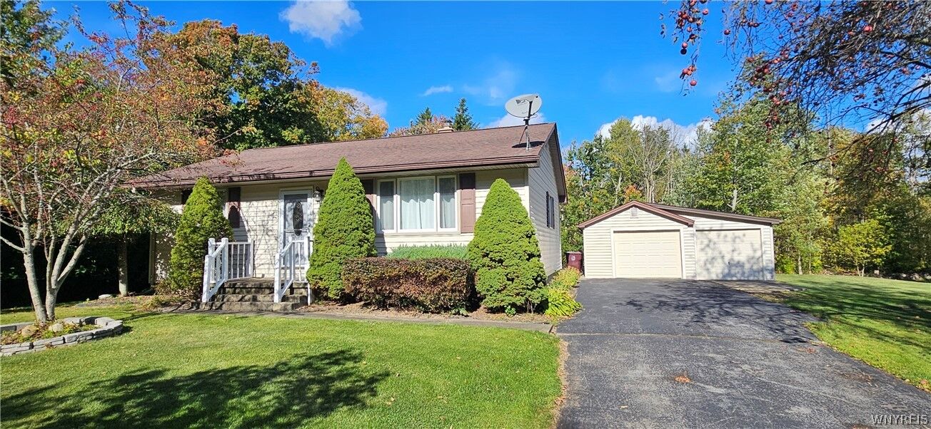 Property Photo:  2232 Derby Road  NY 14057 