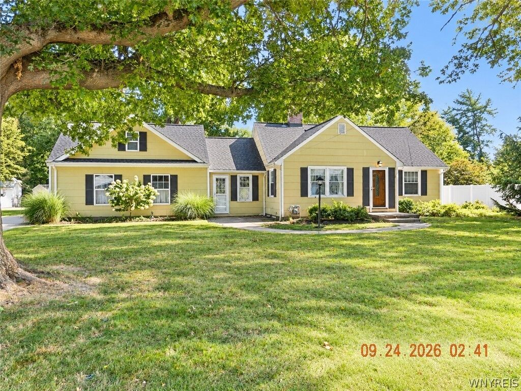Property Photo:  3643 Center Lane Drive  NY 14075 