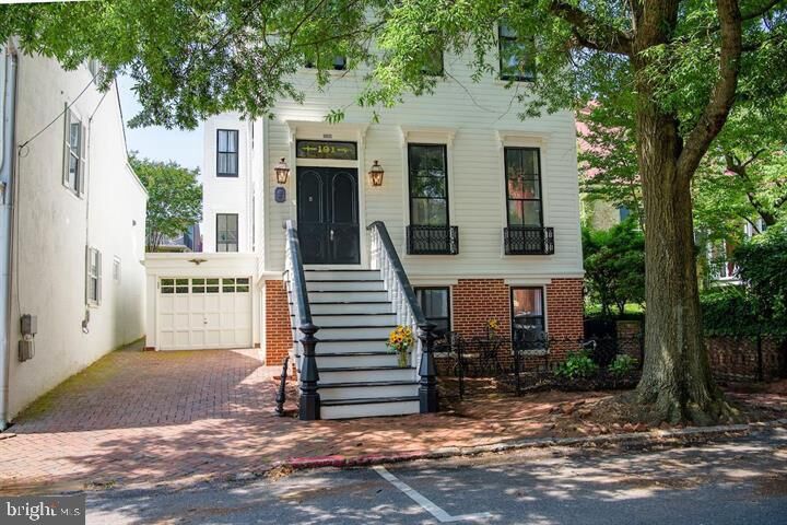 Property Photo: 191 Prince George Street B MD 21401