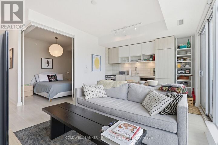 Property Photo:  60 Tannery Road 815  ON M5A 0S8 