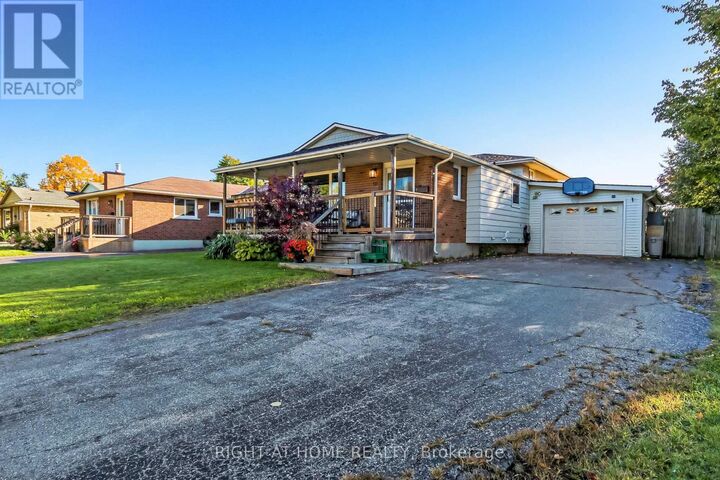 Property Photo:  10 David Drive  ON N5R 5L3 