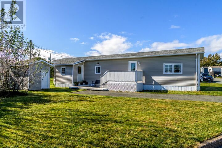 Property Photo:  18 Meadowbrook Park Road  NL A1S 1G1 