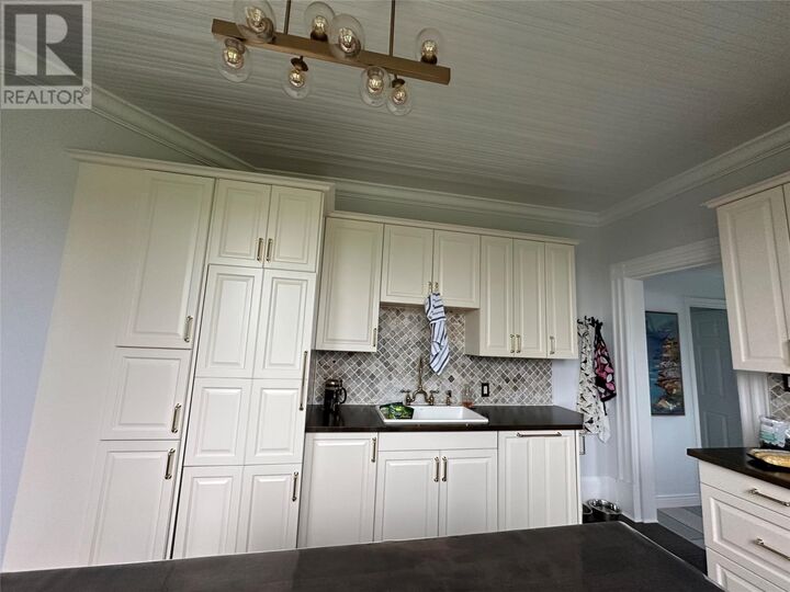 Property Photo:  2 Church Hill  NL A0C 1T0 