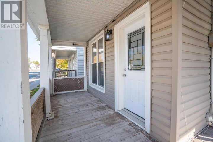 Photo de la propriété:  332 Bruce St  ON P6B 1P7 
