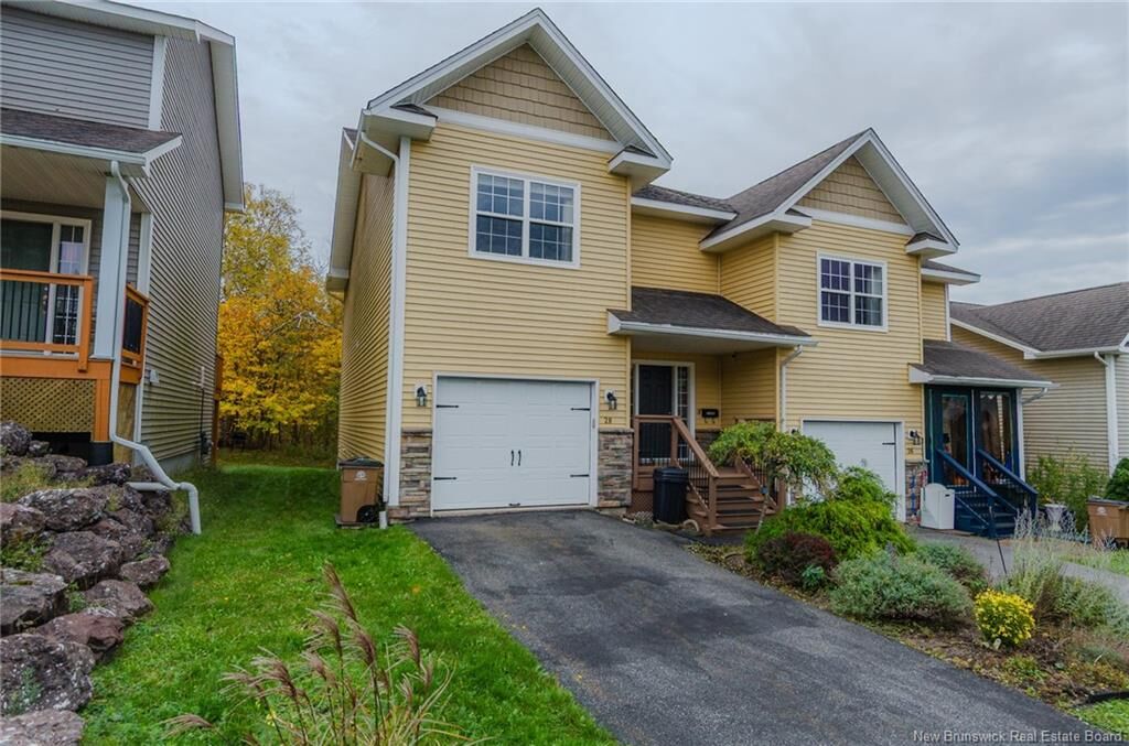 Property Photo:  28 Noel Avenue  NB E2K 4M2 