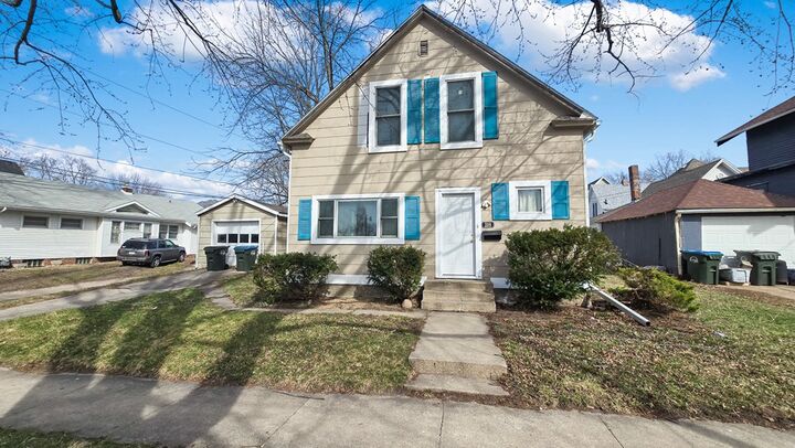 Property Photo: 209 N 18th St IA 50501