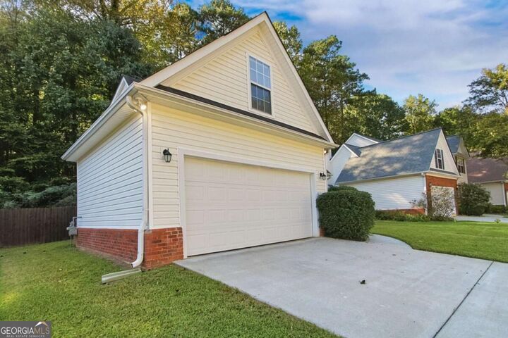 Property Photo: 1173 Rhyne SE GA 30082