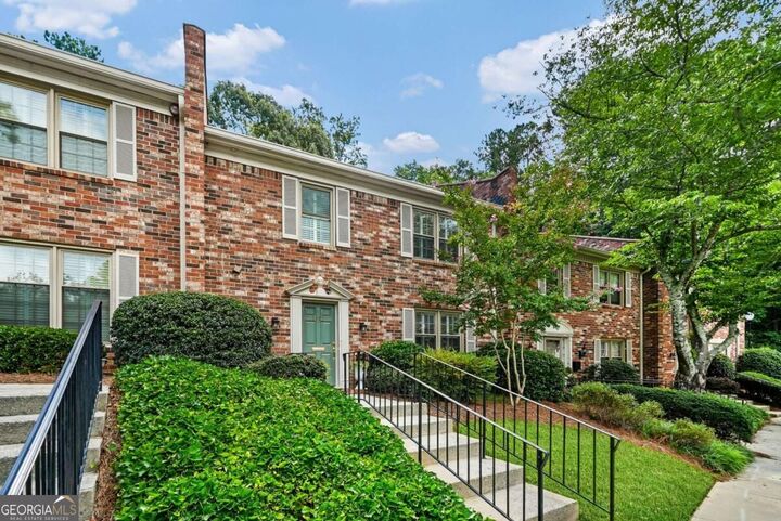 Property Photo:  1481 Leafmore Place  GA 30033 