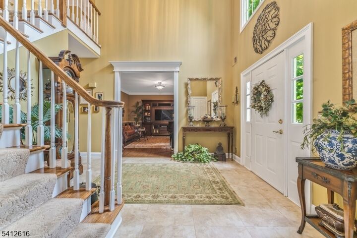 Property Photo: 1 Maxwell Ct NJ 08822