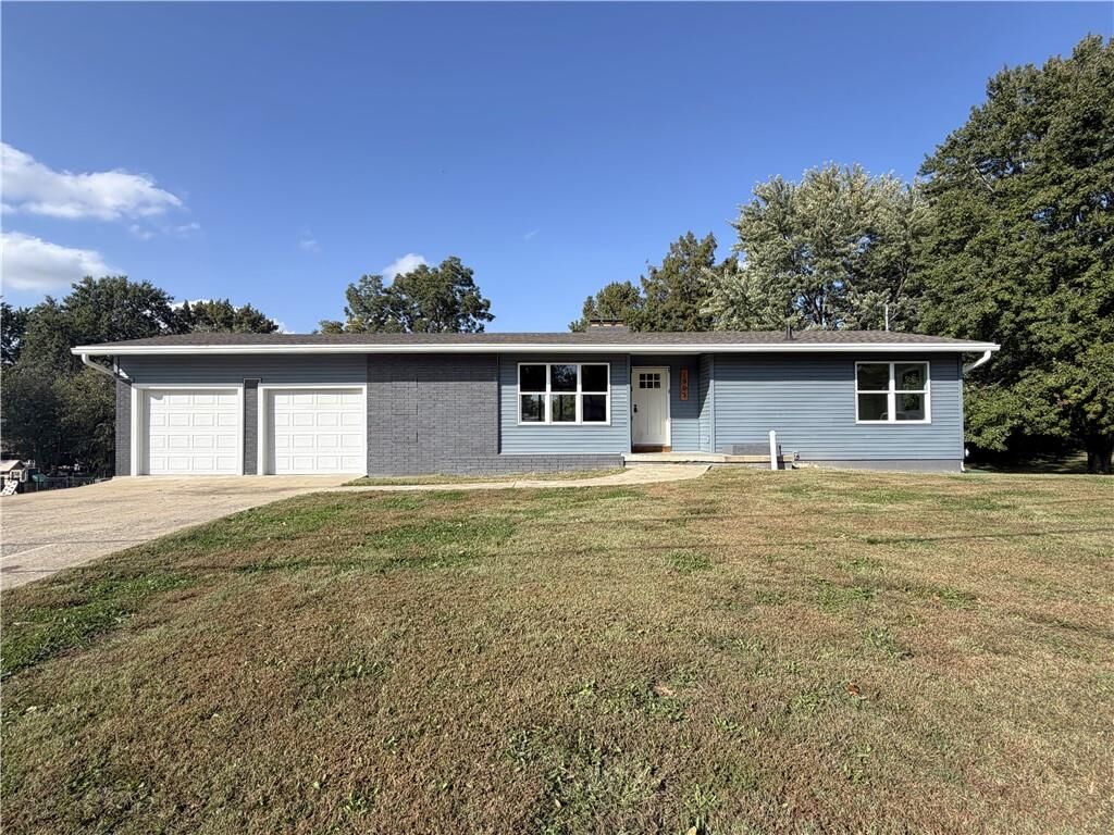 Property Photo:  1905 Webster Street  MO 64601 