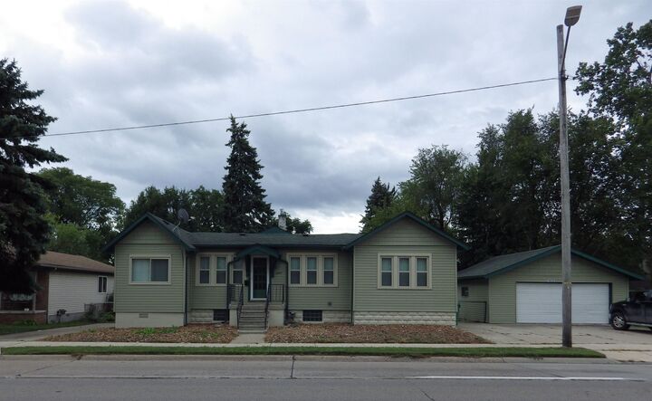 Property Photo:  16324 E 10 Mile Road  MI 48021 