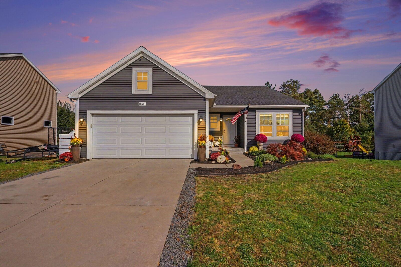 Property Photo: 14541 Bigleaf Drive MI 49460