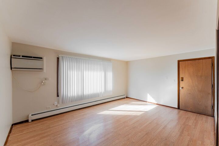 Property Photo:  1440 Marengo Avenue 2E  IL 60130 