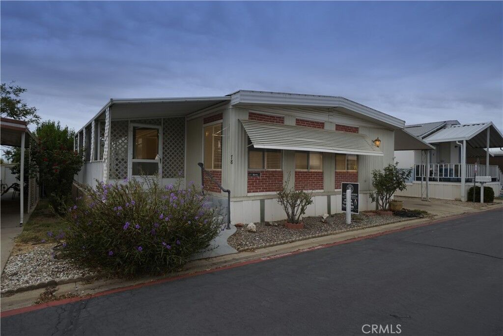 Property Photo:  975 California 78  CA 92320 
