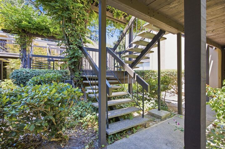 Property Photo:  2202 Woodside Lane 4  CA 95825 