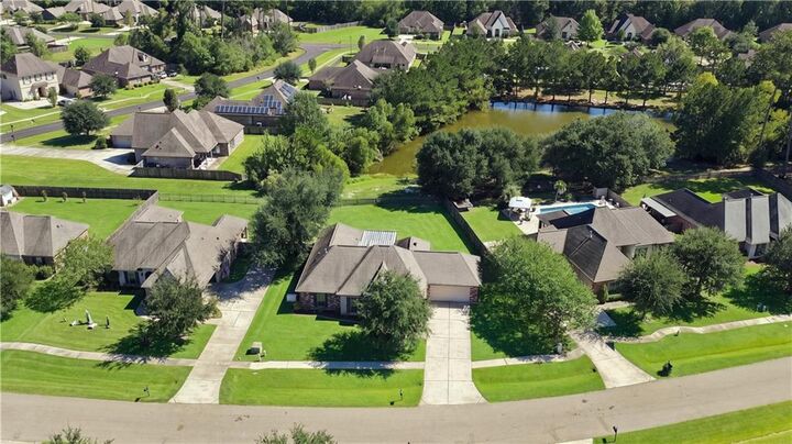 Property Photo: 228 Grand Oaks Drive LA 70447