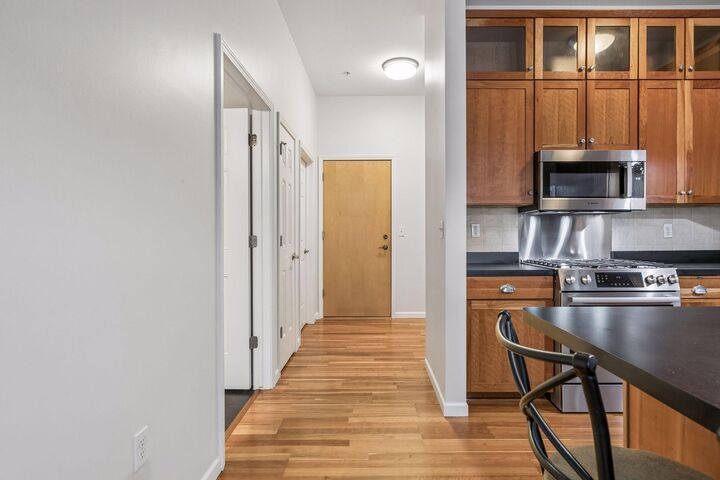 Property Photo:  270 4th Street E 307  MN 55101 