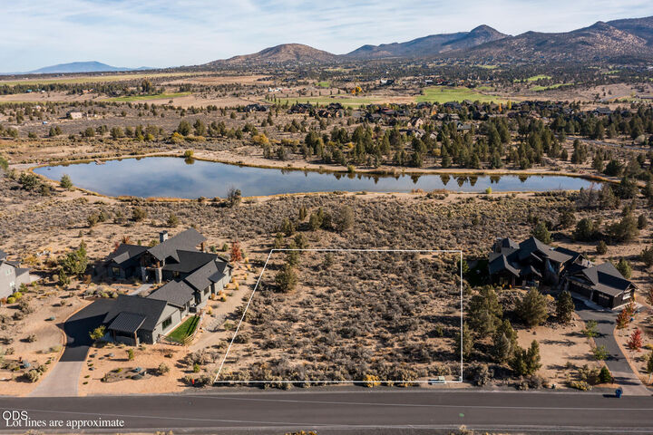 Property Photo:  SW Lago Vista Drive  OR 97753 